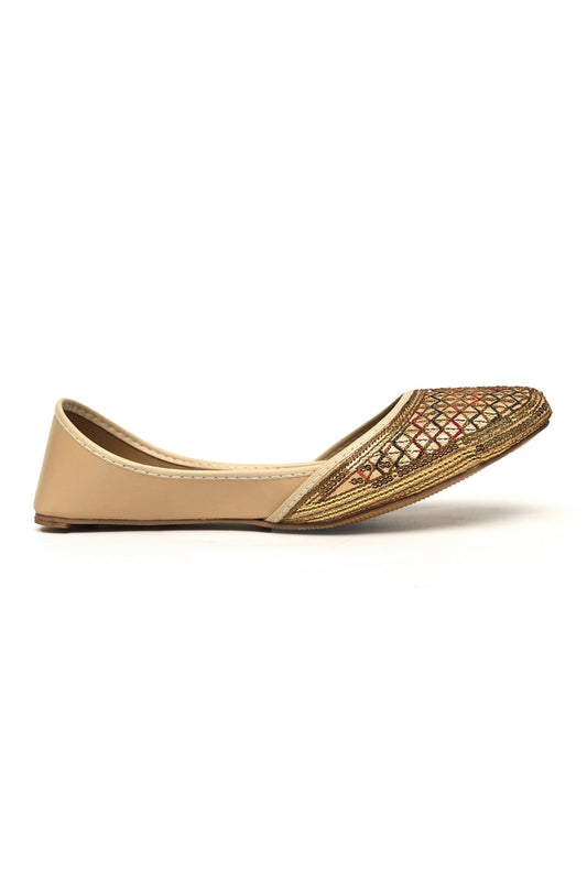 Desert Diamond Kasuri Jutti, Beige color shoe with woven pattern on a white background, side angle