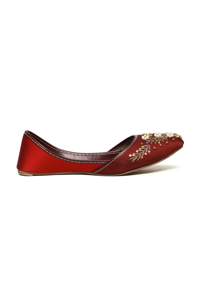 Maroon Bloosom Kasuri Jutti